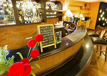 Lobby Bar